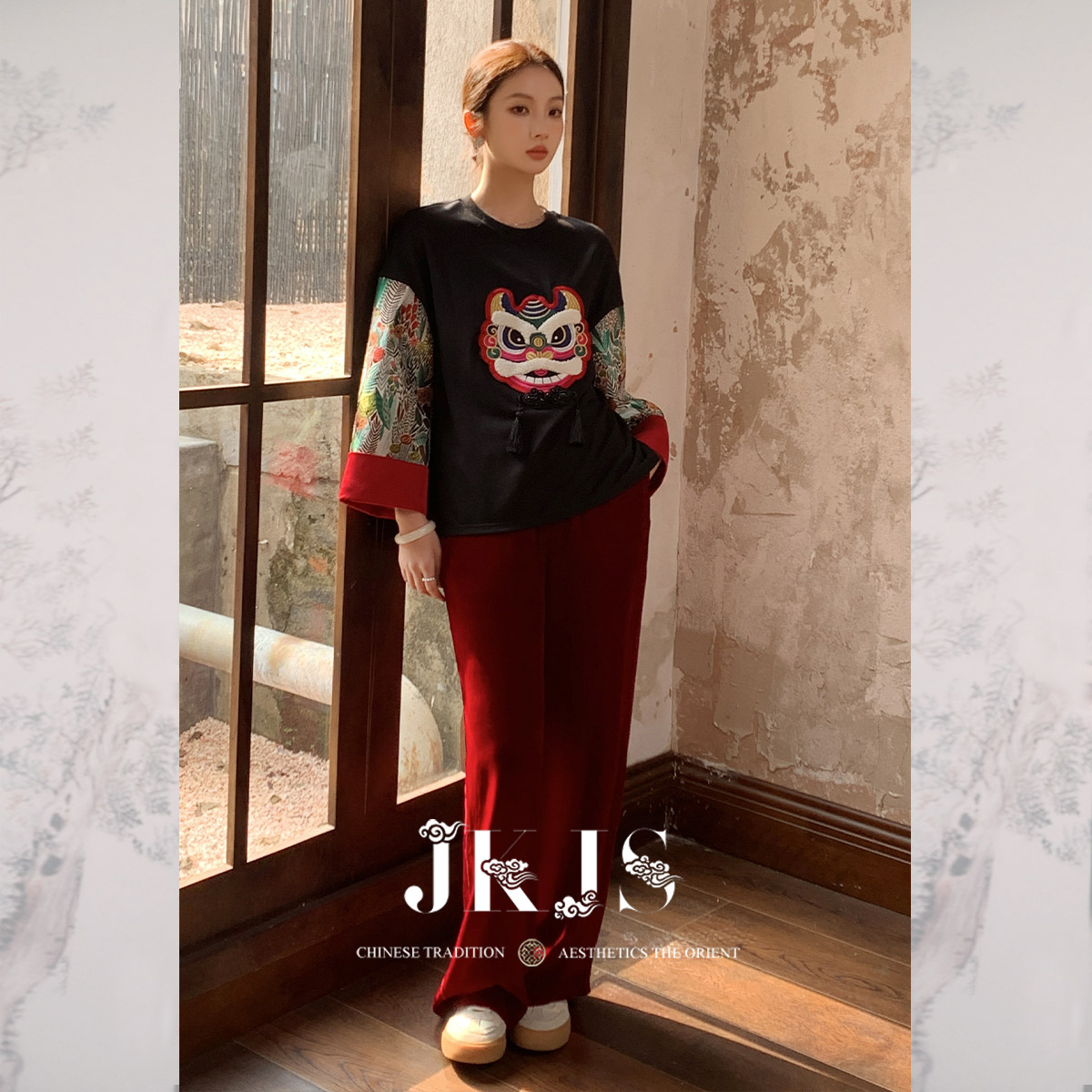 JKJS新中式年度穿搭 设计感卫衣女秋冬款2025跨年穿搭国风上衣 - 图3