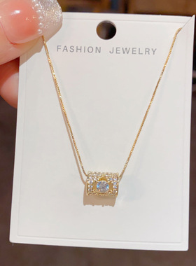 秋冬新款气质时尚百搭超闪满钻小蛮腰吊坠项链个性轻奢高级感配饰