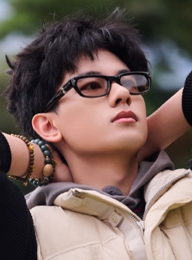 现在就出发3胡先煦同款墨镜