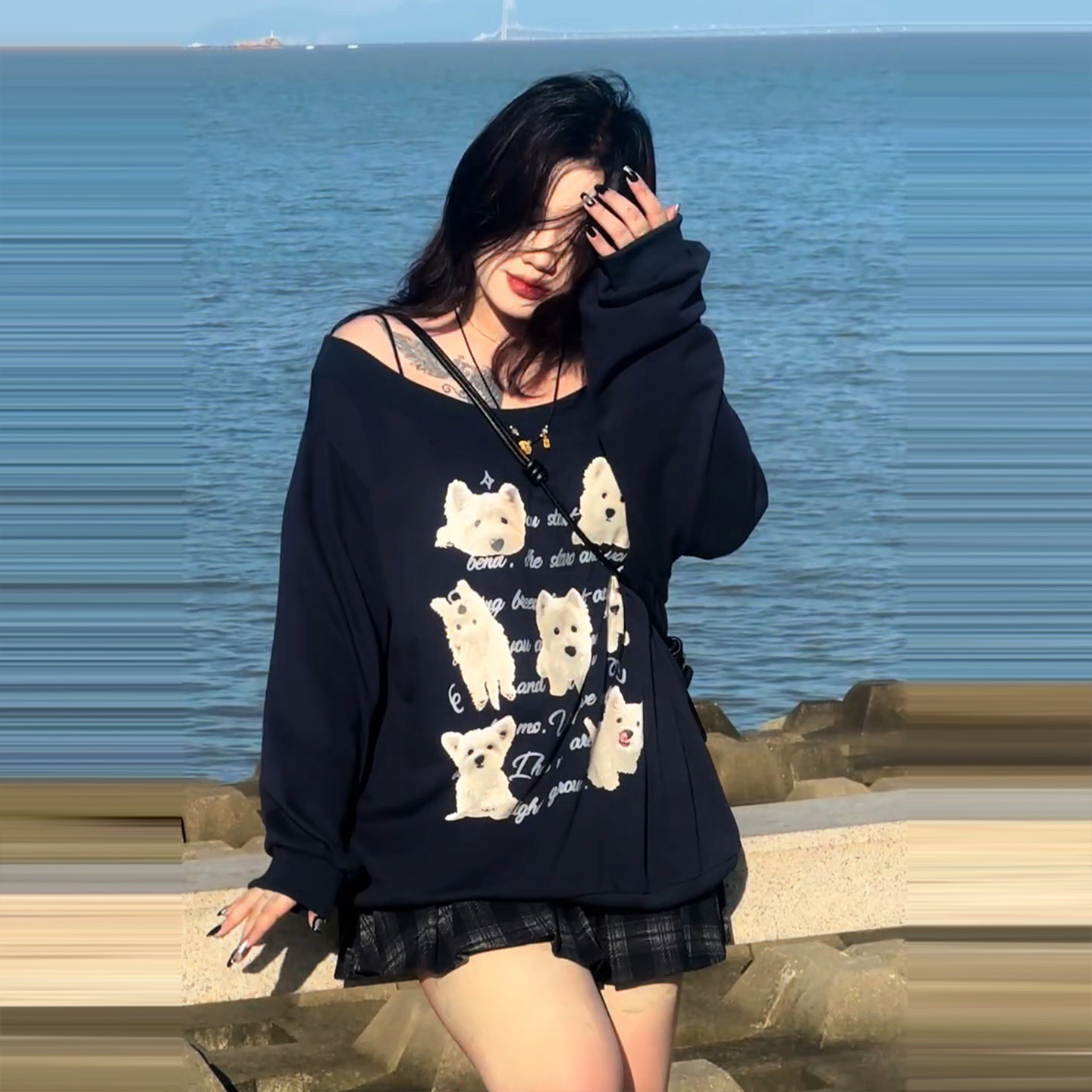 300斤大码胖mm秋冬季卡通小狗印花露肩长袖T恤女宽松显瘦遮肉上衣,淘宝优惠券,粉丝福利购,淘宝优惠卷