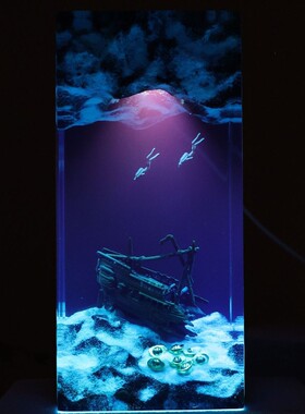 手作海底世界景观沉船宝藏情侣潜水员树脂实木小夜灯氛围灯摆件