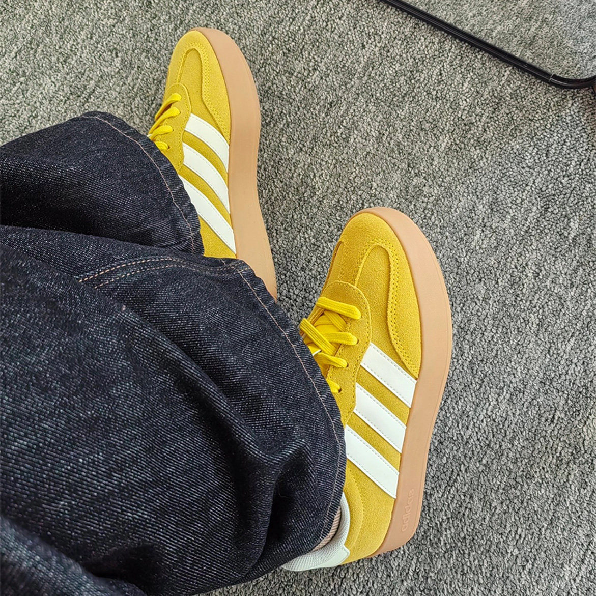 Adidas BARREDA 阿迪达斯女鞋经典德训T头粉白低帮休闲板鞋JQ4239,淘宝优惠券,粉丝福利购,淘宝优惠卷