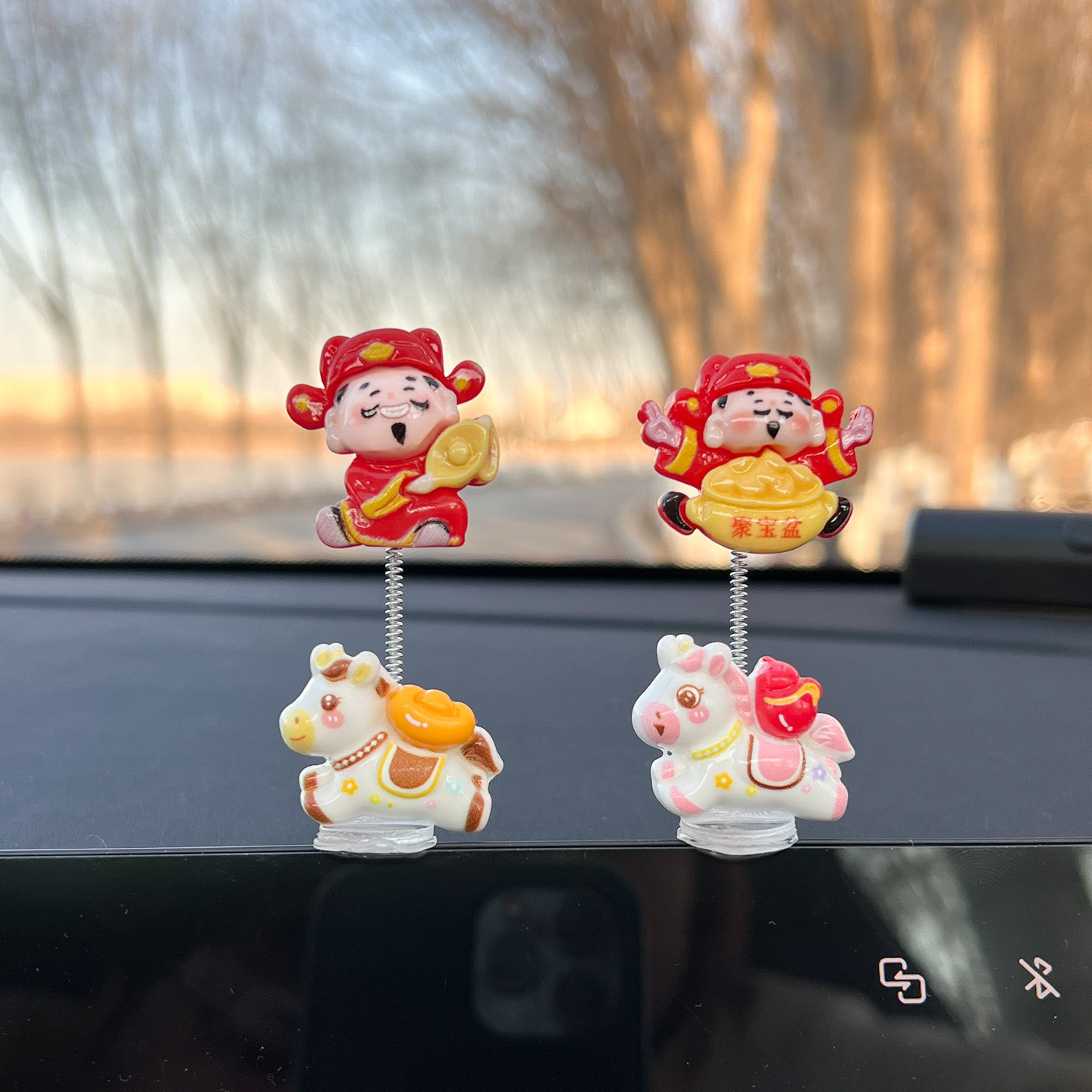 萌趣生肖马年财神爷汽车摆件电动车内饰中控台显示屏办公桌装饰品,淘宝优惠券,粉丝福利购,淘宝优惠卷