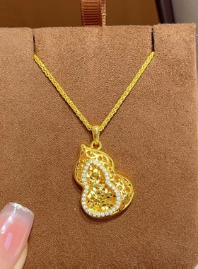 仿金沙金黄金色古法碎冰冰镂空葫芦吊坠女轻奢镀金锁骨链轻奢项链