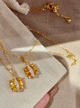 仿金沙金黄金色古法爆闪方形黄钻吊坠毛衣链吊坠女轻奢锁骨链高端