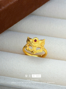 金店同款名媛沙金点钻狐狸面具戒指女款古法黄金色錾刻狐狸指环