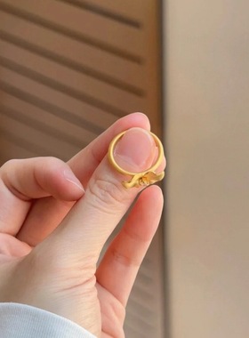 周家同款越南沙金点钻拉丝蝴蝶戒指金蝶飞舞时尚百搭指环女手