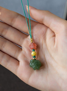 天然和田玉生肖羊吊坠