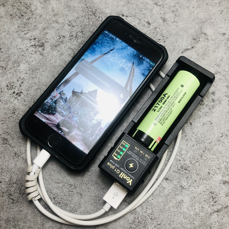 强光手电锂电池镍氢电池充电器TC1 TC4 Q1 18650 21700手电充电器 - 图2