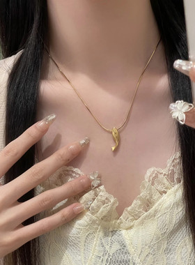 钛钢不掉色吊坠女抖音爆款