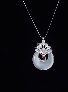 气质高级感猫眼石孔雀项链秋冬新款毛衣链大气百搭长款挂件吊坠女