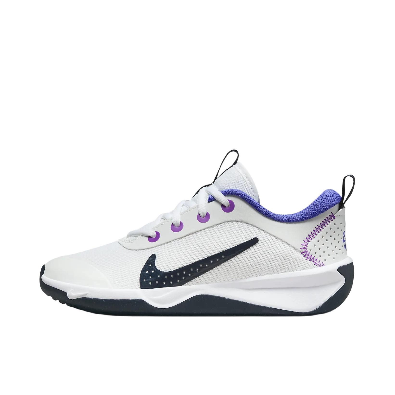 耐克Nike Omni Multi-Court 女子大童缓震运动跑步鞋 DM9027-003 - 图3