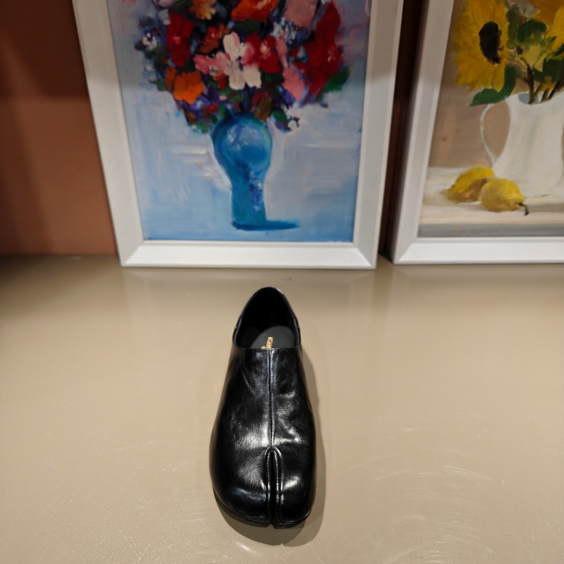 卡斯丹2026新款欧货胎牛皮分趾女鞋平底圆头猪蹄鞋一脚蹬深口单鞋,淘宝优惠券,粉丝福利购,淘宝优惠卷