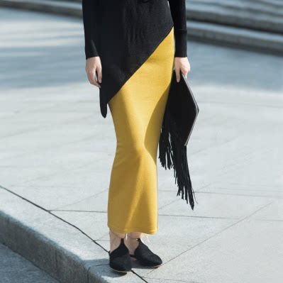 Spring and summer straight and versatile slim and stretchy long skirt