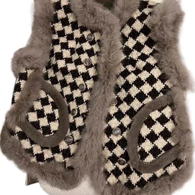 European Mink Fur Vest Small Fragrant Wind Jacket Women 2025 Autumn and Winter Houndstooth Fur Loose Fur Collar Stacked Vest