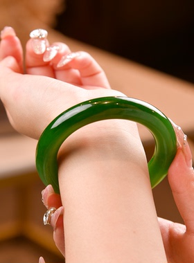 天然级阳绿和田玉老坑碧玉手镯高品圆条菠菜绿手镯玉镯子影视道具