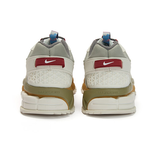 【自营】NIKE耐克男子百搭舒适防泼水跑步鞋透气老爹鞋IQ1126-317 - 图2