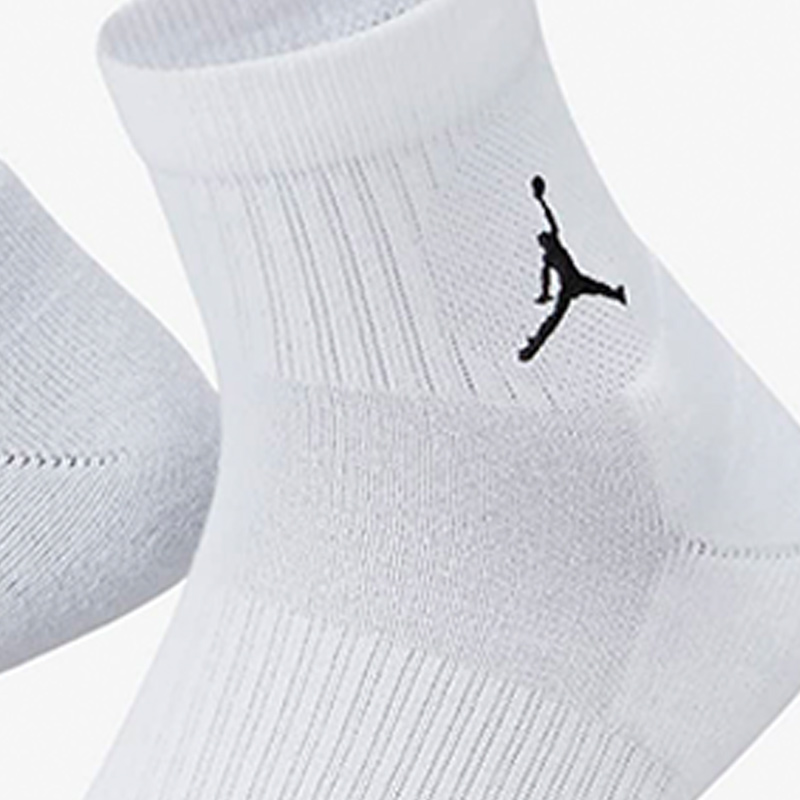 【自营】NIKE耐克新款Jordan男女袜休闲透气运动袜三双DX9655-100 - 图2