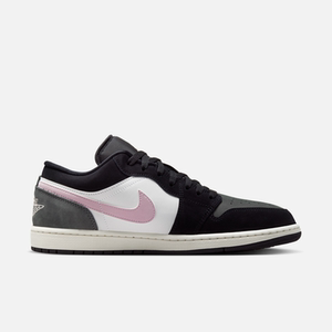 NIKE耐克男鞋Air Jordan 1 AJ1黑白粉低帮复古休闲板鞋II3788-003