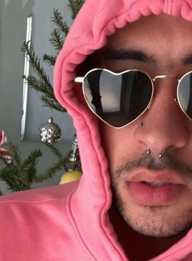 2025新款时尚偏光金属爱心太阳镜男潮流朋克风桃心墨镜女防紫外线