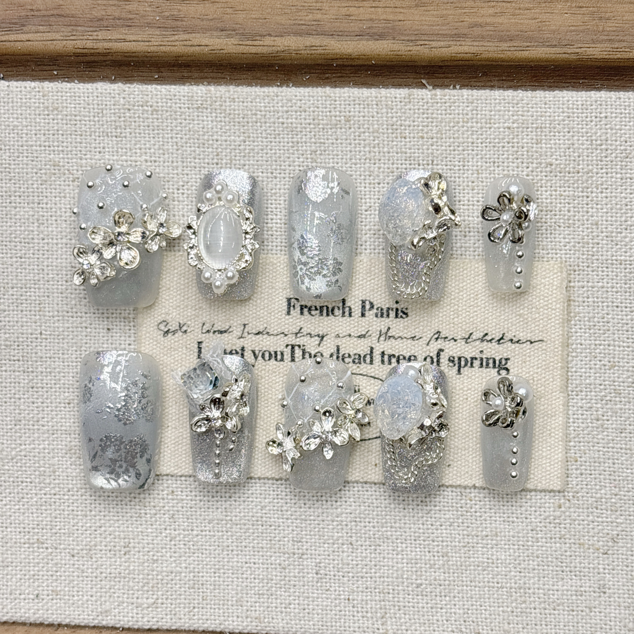 冰山银白花纯手工穿戴甲猫眼爆闪日常裸色短t方圆高级感显白杏仁,淘宝优惠券,粉丝福利购,淘宝优惠卷