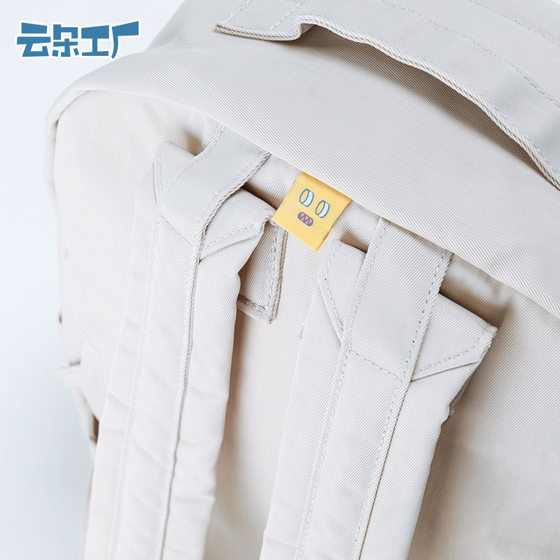 云朵工厂新款女学生轻便休闲双肩包 云朵工厂双肩背包