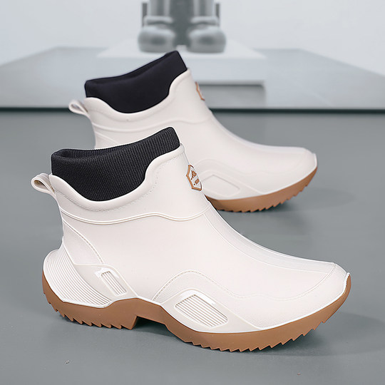 Rain boots for men in winter kitchen work non-slip wear-resistant water shoes for takeaway riders plus velvet cotton shoes waterproof labor protection rain boots