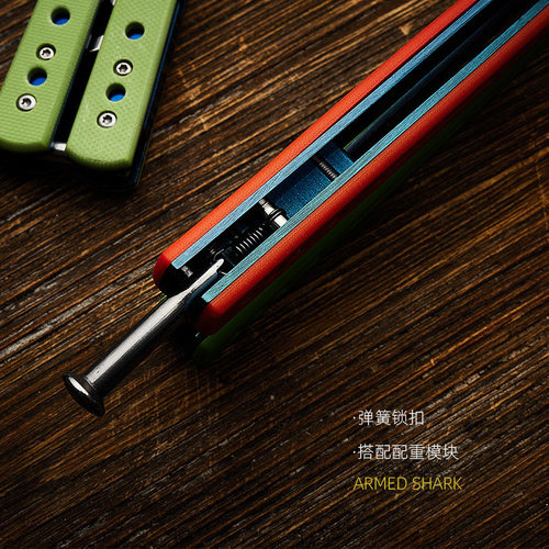 战鲨鹦鹉螺蝴蝶刀蝴蝶甩手刀梳子刀未开刃封蝴蝶折叠刀儿童玩具刀 - 图1