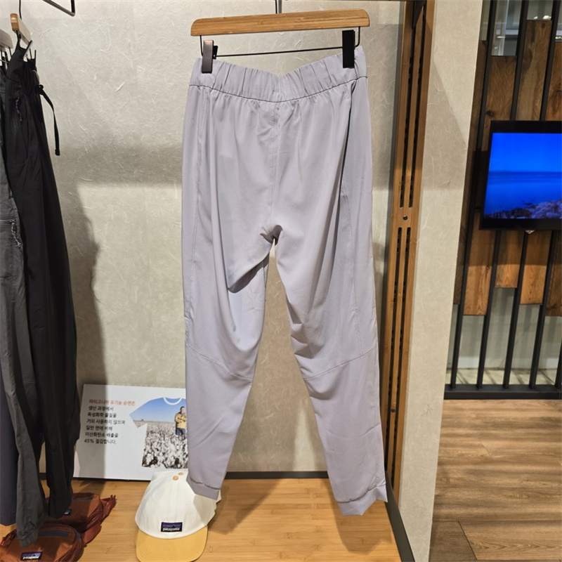 不退换全韩百货 PATAGONIA 女裤Terrebonne Joggers 24595P5 4B29 - 图3