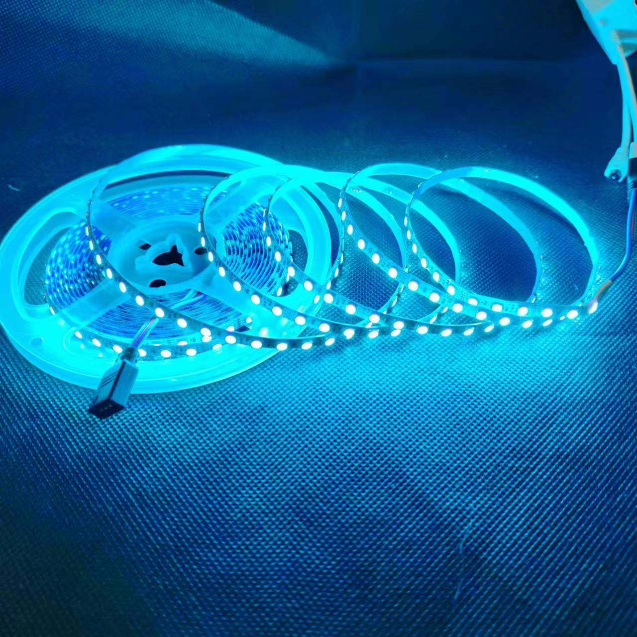 LED七彩RGB窄板5mm软灯带DC12V柔性灯条24V 8mm 10mm七彩装饰灯带,淘宝优惠券,粉丝福利购,淘宝优惠卷