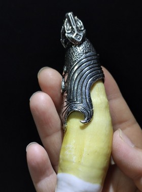 虎牙镶嵌项链吊坠男士