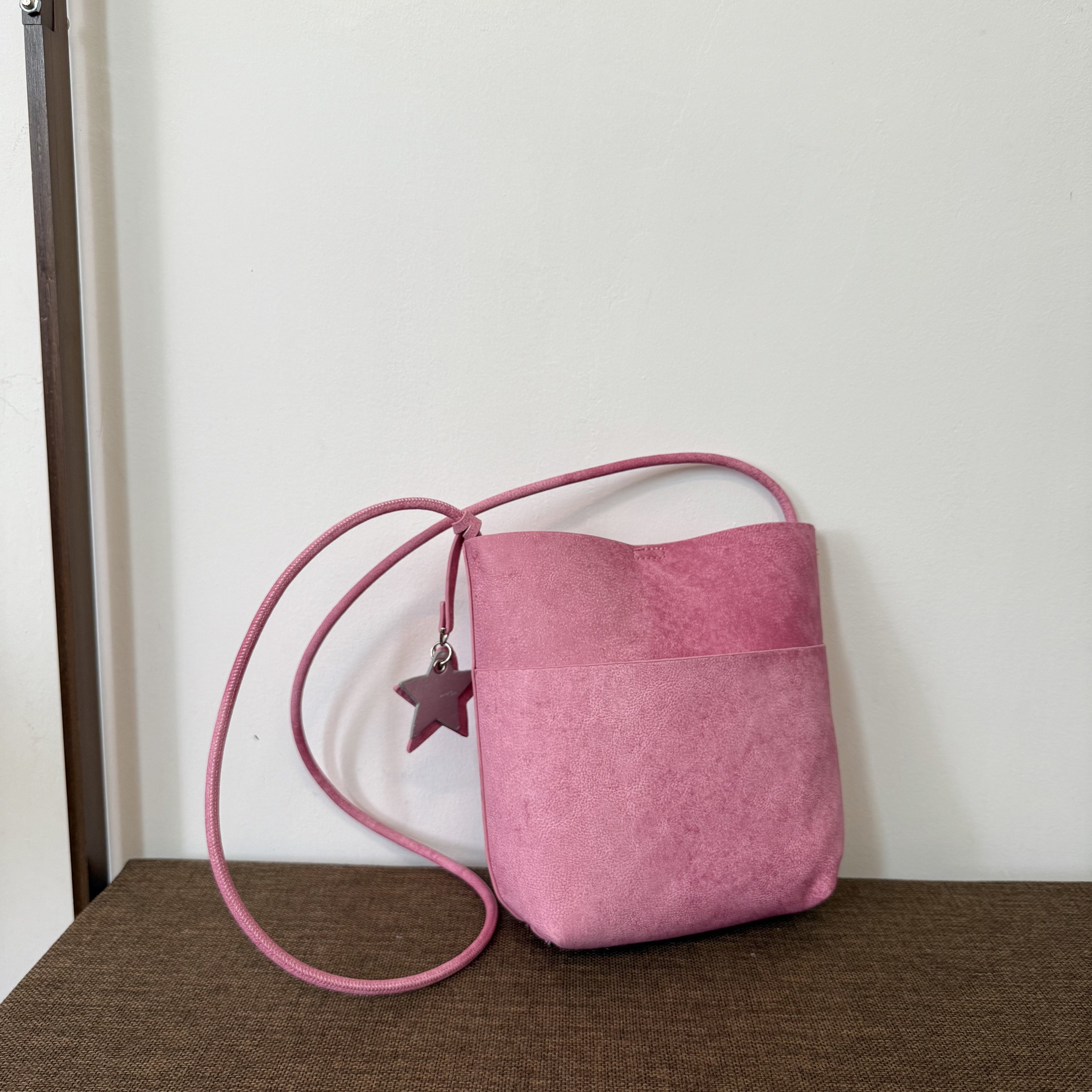Ins style fashionable niche suede shoulder crossbody bag