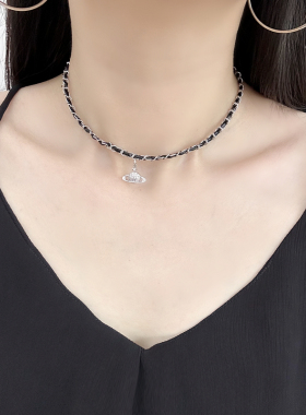 黑色皮绳链条编织星球项链锁骨链