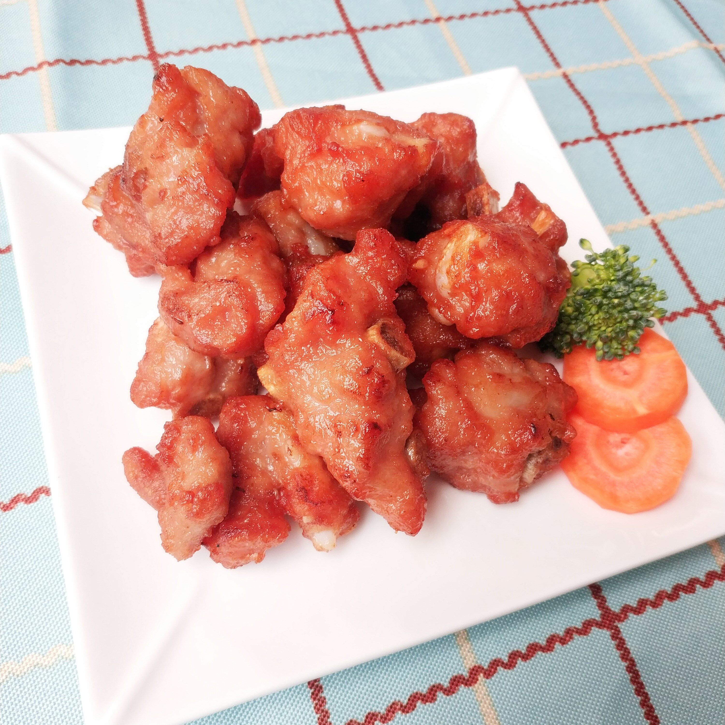 粒粒蒜香骨脆香排骨粒创意冷冻农家菜 粤菜 腌制油炸排骨零食小吃