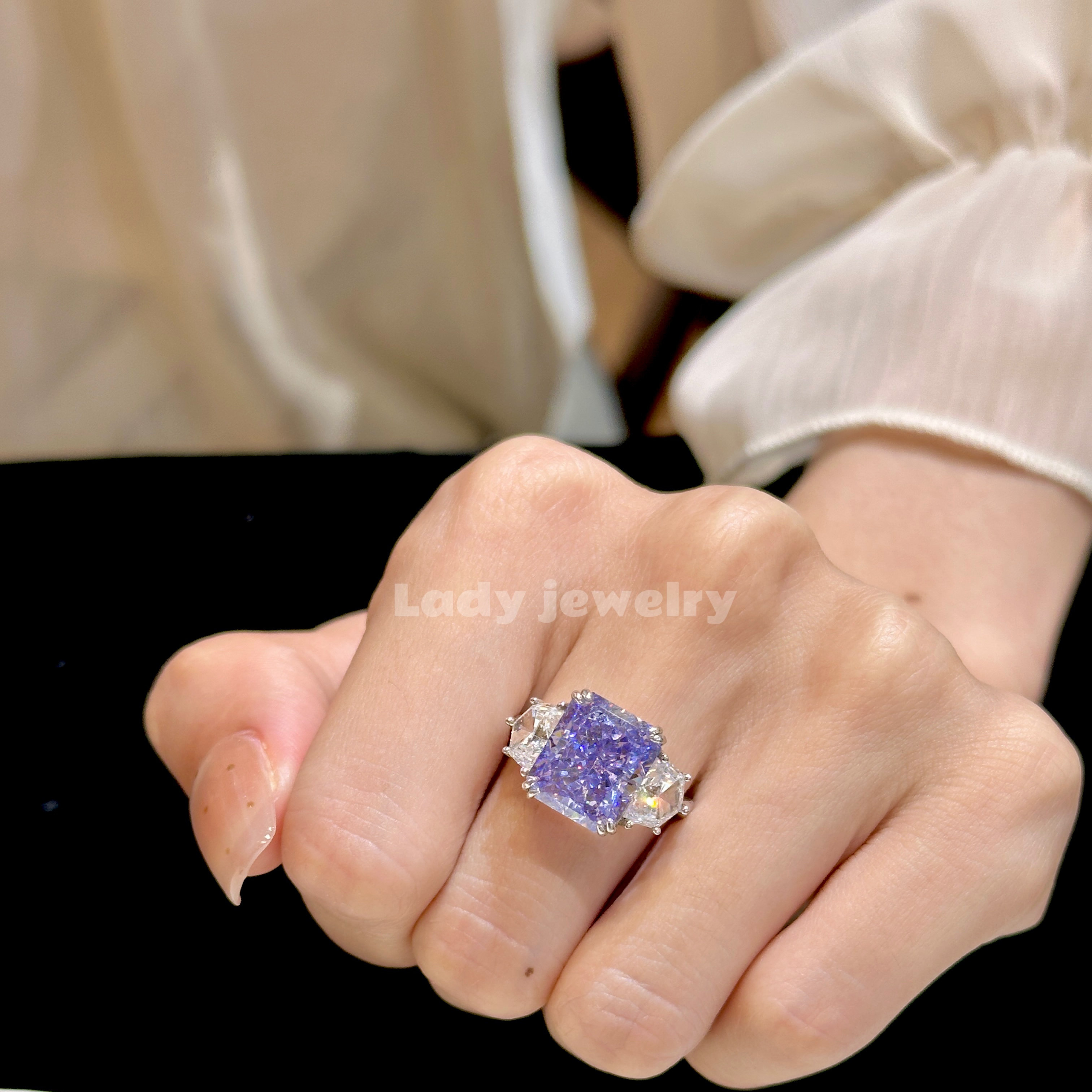 Leidy Ocean Sugar Cube 10*12 Ice Purple Three Stone Ring