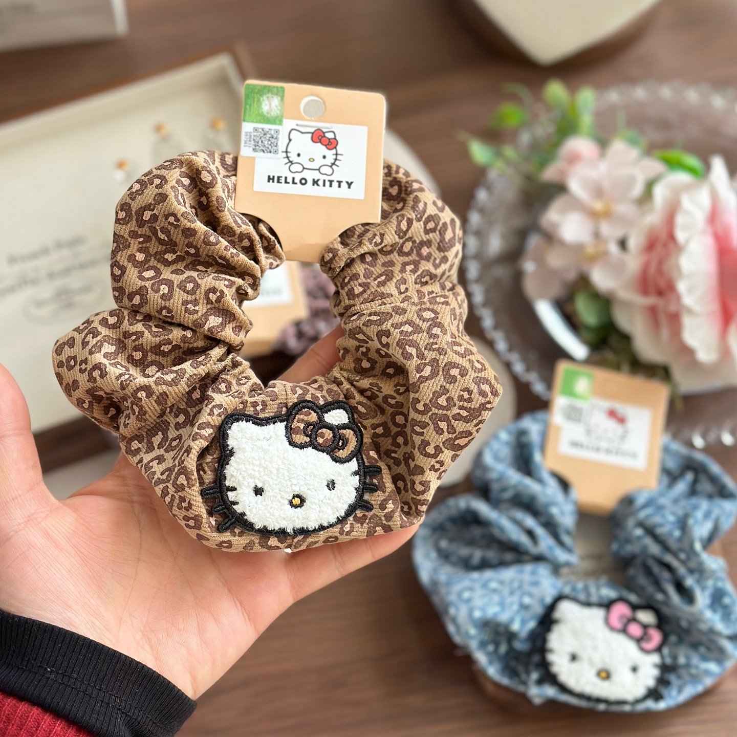 正版豹纹凯蒂猫大肠发圈粉蓝色发束少女俏皮可爱丸子头发绳头饰品,淘宝优惠券,粉丝福利购,淘宝优惠卷