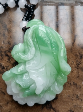 新疆外蒙料双面雕刻白菜飘花吊坠百财纳福挂件男女款玉坠项链挂件