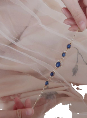 女性保色线蓝晶石复古