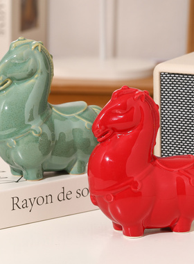 陶瓷唐马摆件办公家居装饰品礼物