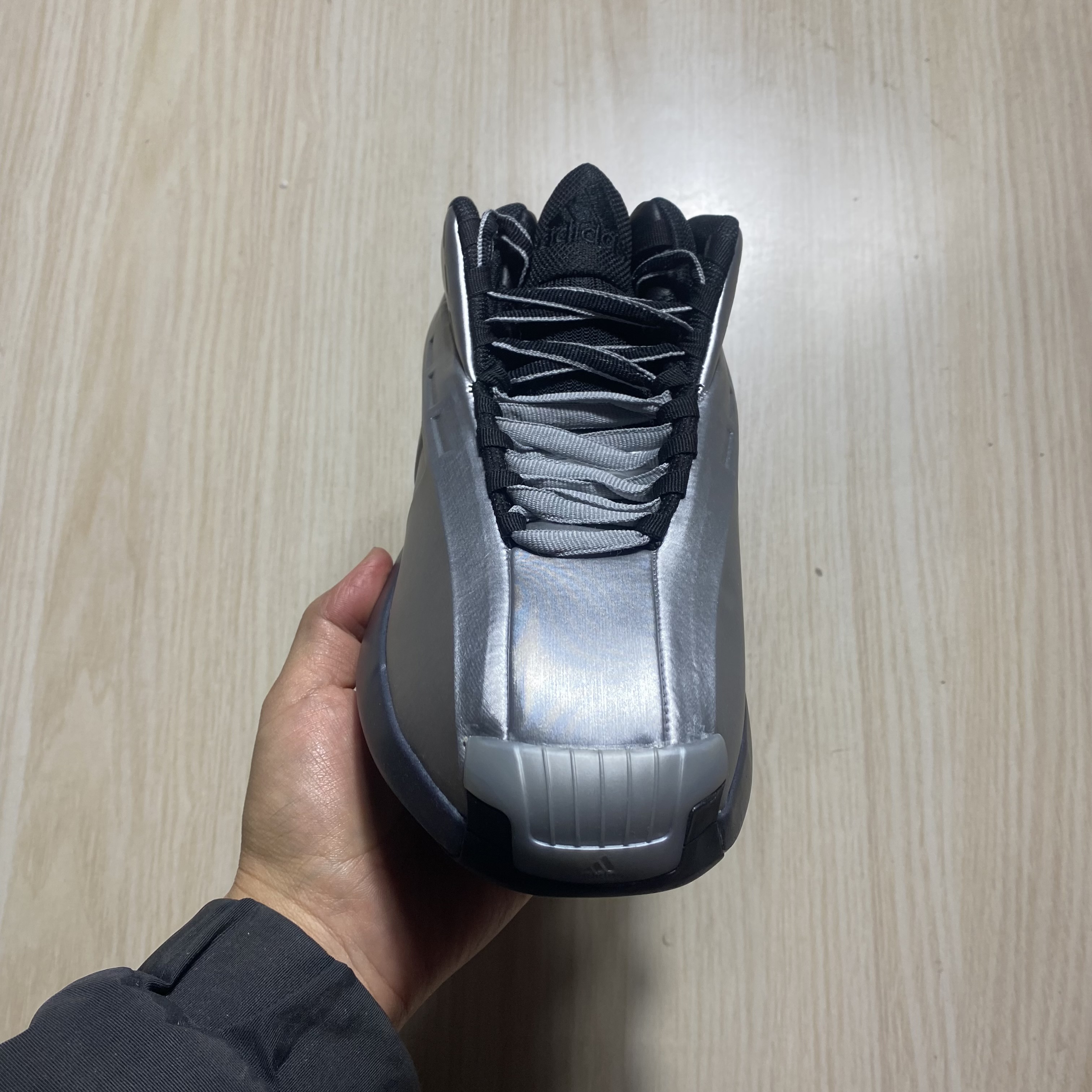 阿迪达斯 ADIDAS Crazy 1 科比大面包金属银色经典篮球鞋 GY2410