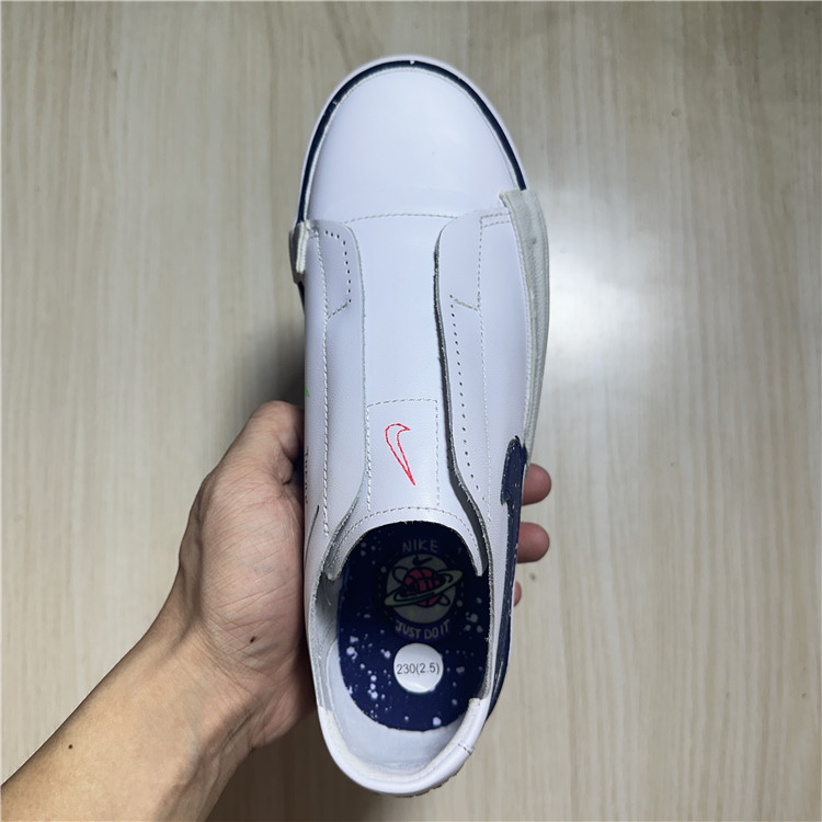 NIKE耐克 BLAZER SLIP 女子经典复古运动休闲板鞋 CW2619-141 - 图0