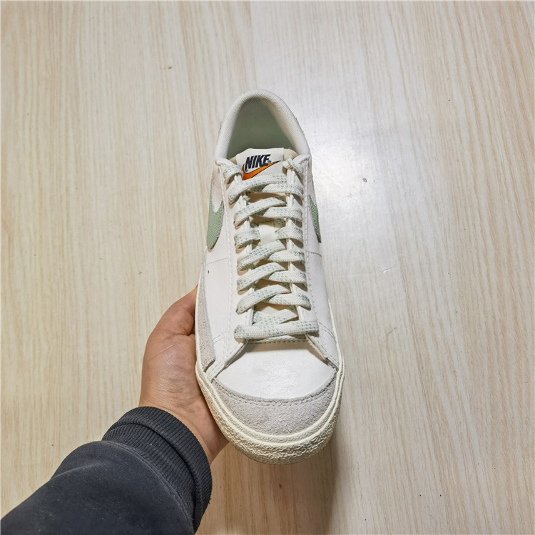 耐克 NIKE BLAZER LOW '77开拓者经典运动休闲鞋板鞋 DO9799-100 - 图0