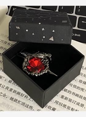 恋与深空秦彻乌鸦胸针一