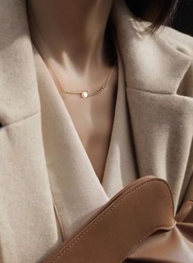 轻奢小众珍珠项链吊坠高级感女大气法式秋冬锁骨链冷淡风百搭颈链