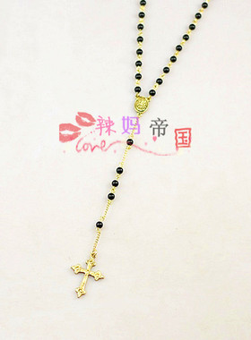 黑色珠子十字架长款毛衣链