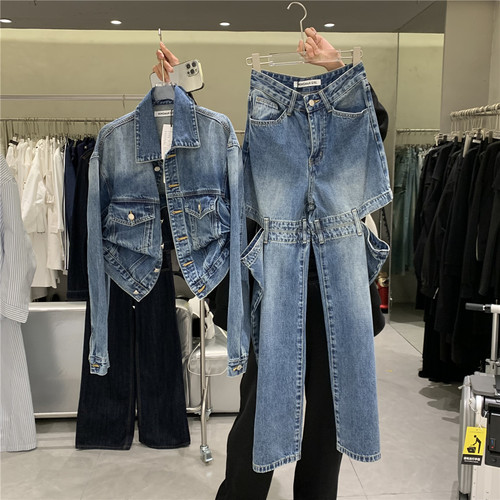 2026春季新款设计感蝙蝠牛仔外套女个性破洞阔腿牛仔裤网红两件套 - 图0
