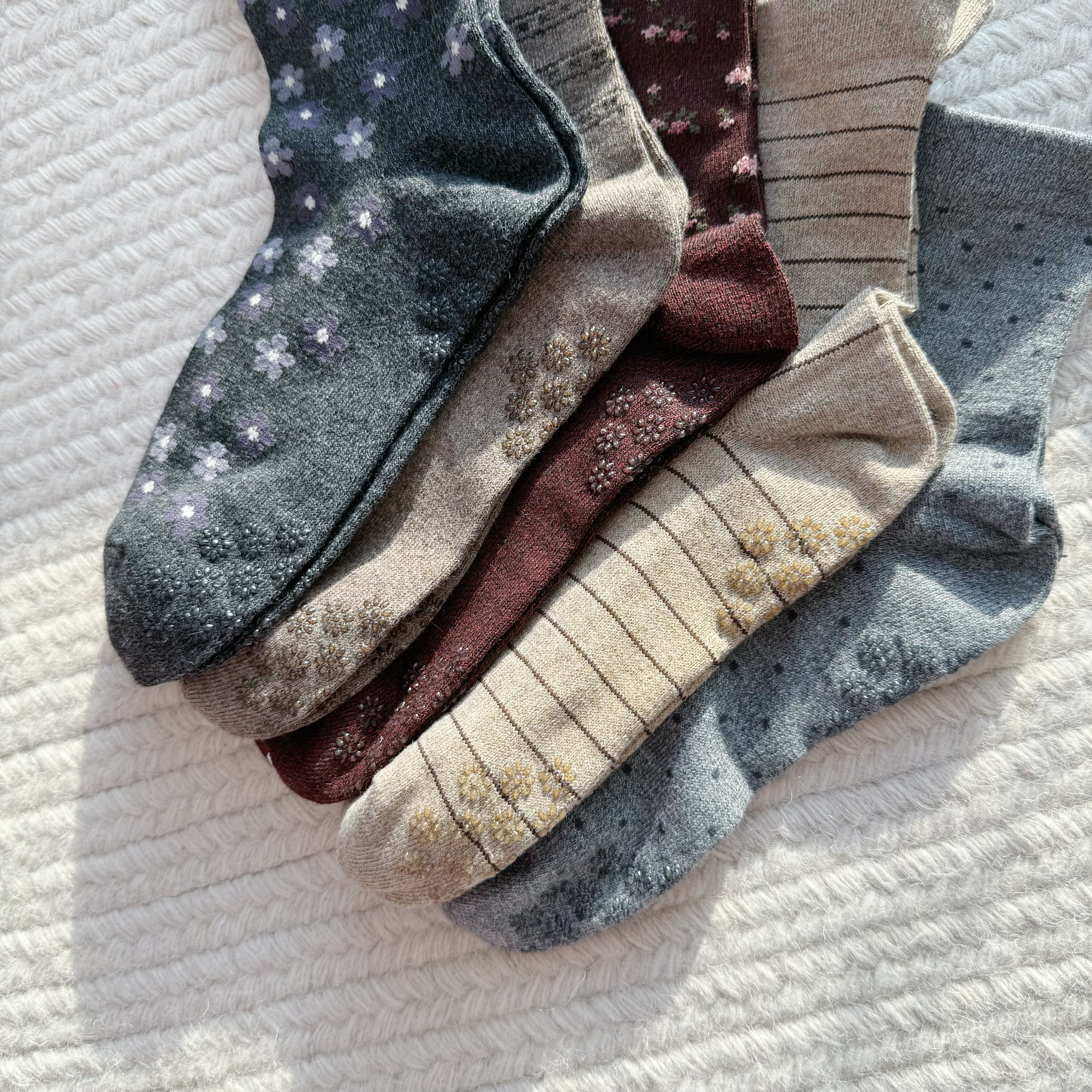 39包邮/日本某家居！低饱和纯色花朵条纹波点纯棉中筒孕妇袜,淘宝优惠券,粉丝福利购,淘宝优惠卷