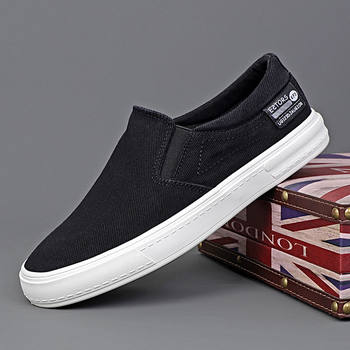 ເກີບຜູ້ຊາຍ breathable canvas shoes slip-on loafers 2024 spring versatile low-top trendy shoes soft-soled casual sneakers for men