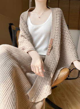 设计感镂空钩花100%羊毛披肩开衫女轻奢软糯毛衣外搭加大针织围巾