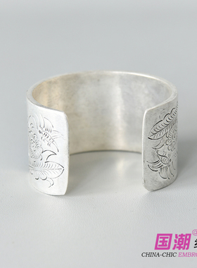 民族风女白铜刺绣花手镯